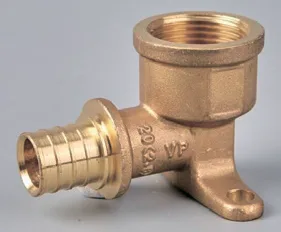 АКС. Уголок c креплением 20*3/4 F "VER-PRO" (36/4шт)